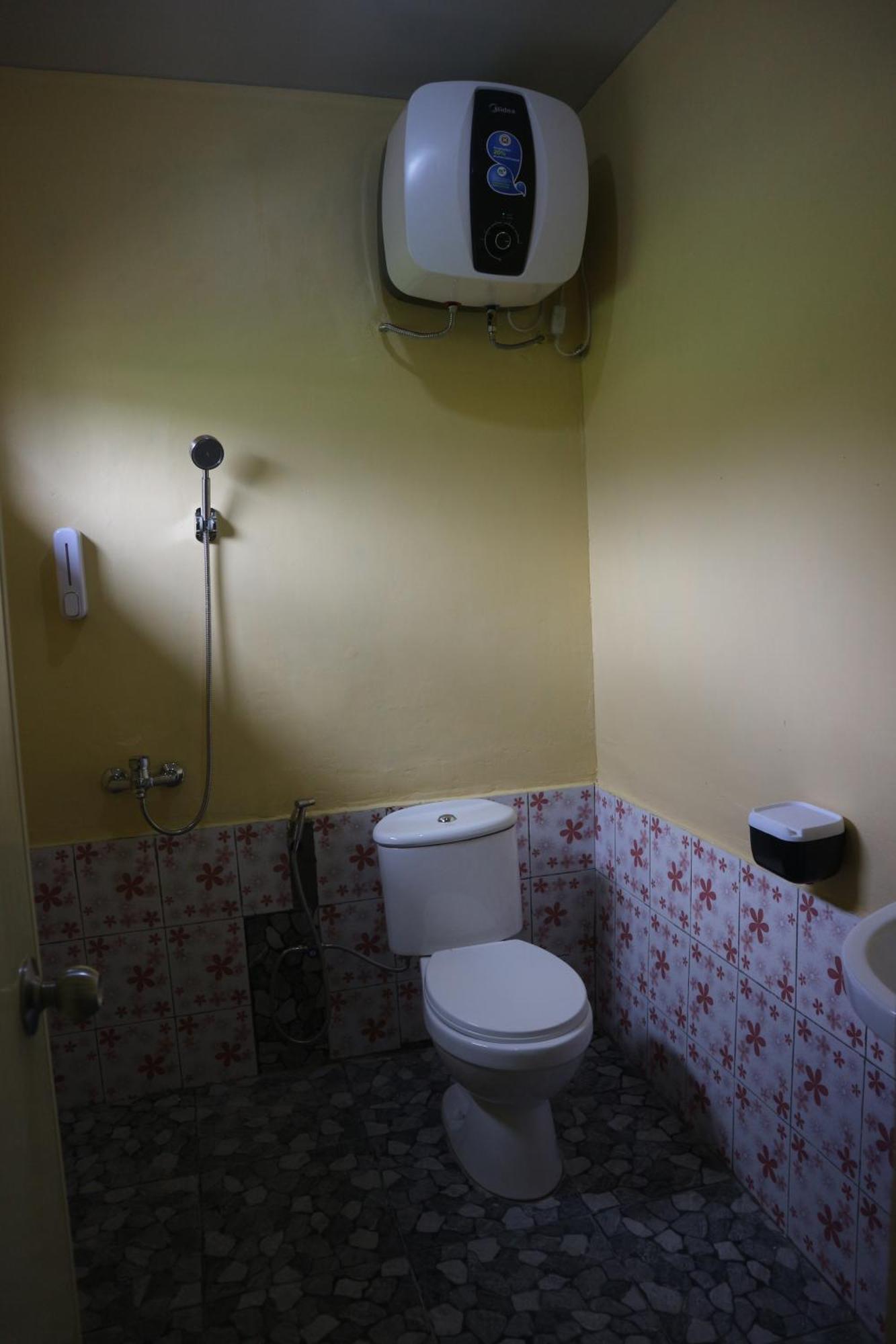 Tange Guest House Ruteng Εξωτερικό φωτογραφία