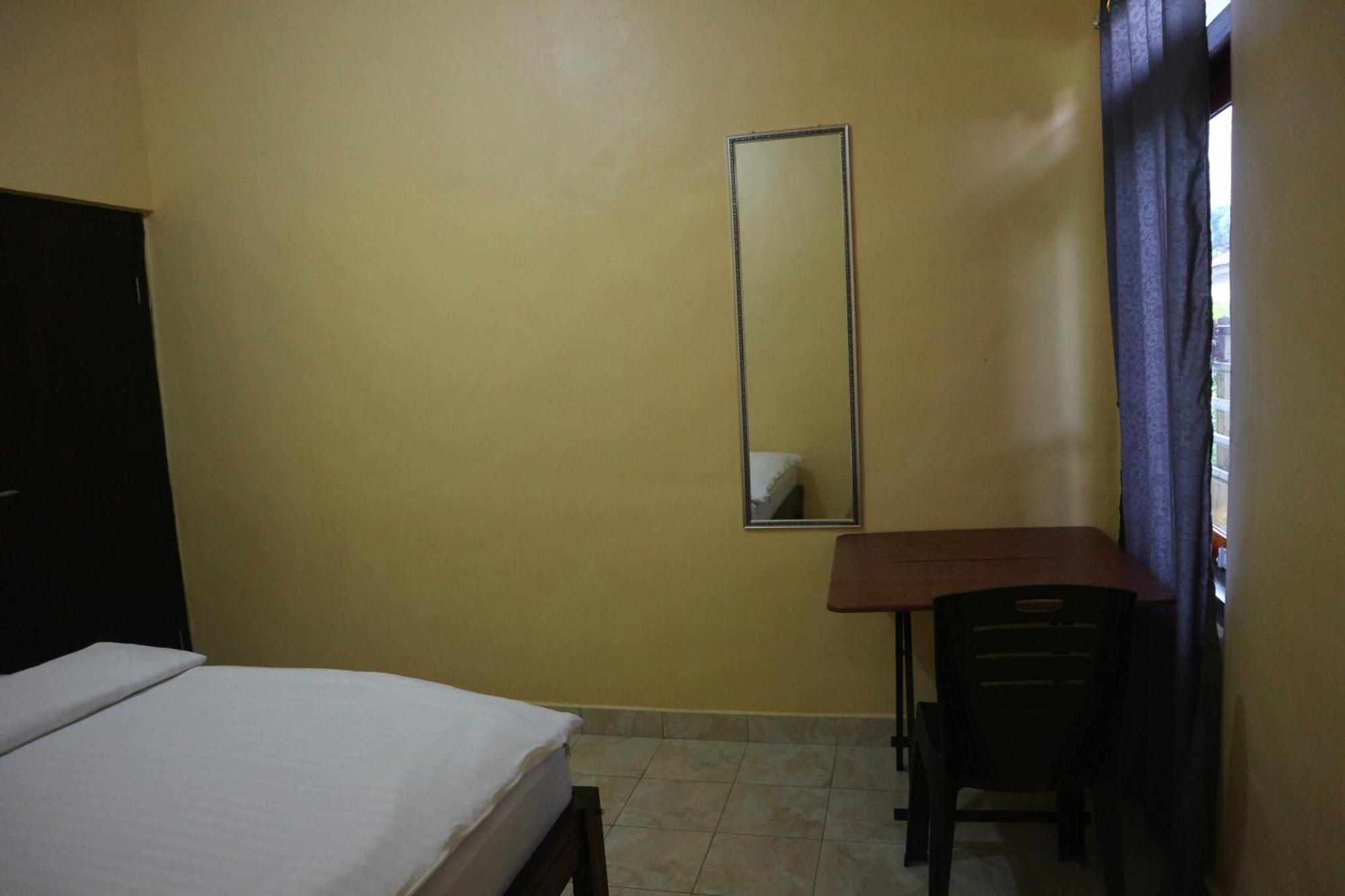 Tange Guest House Ruteng Εξωτερικό φωτογραφία